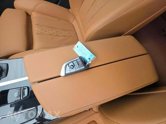 2023 BMW 5 Series Sedan 540i M SPORT LINE - miniatura 8