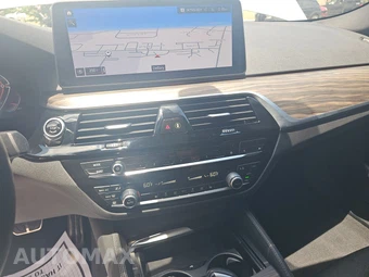 2023 BMW 5 Series Sedan 540i M SPORT LINE - miniatura 11