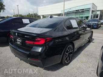 2023 BMW 5 Series Sedan 540i xDrive M SPORT LINE - miniatura 3