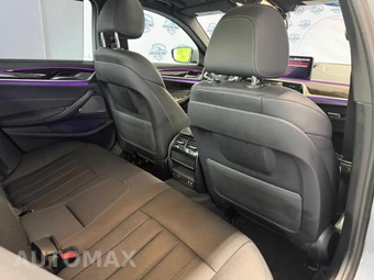 2023 BMW 5 Series Sedan 540i xDrive M SPORT LINE - miniatura 24