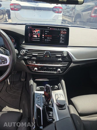 2023 BMW 5 Series Sedan 540i xDrive M SPORT LINE - miniatura 11