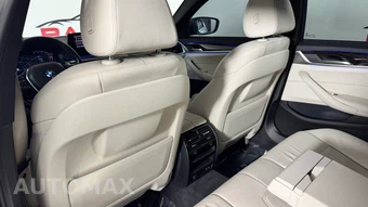 2023 BMW 5 Series Sedan 540i xDrive - miniatura 30