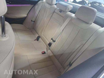 2023 BMW 5 Series Sedan 540i xDrive - miniatura 14