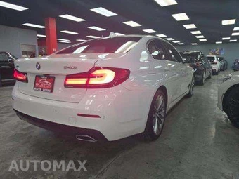 2023 BMW 5 Series Sedan 540i xDrive - miniatura 4