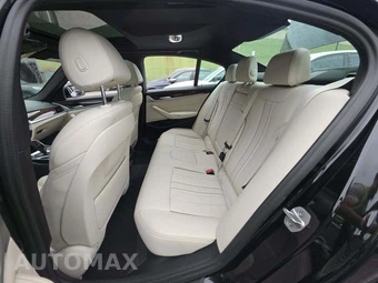 2023 BMW 5 Series Sedan 540i xDrive - miniatura 13