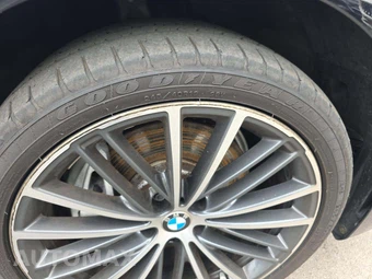 2023 BMW 5 Series Sedan 540i xDrive - miniatura 23