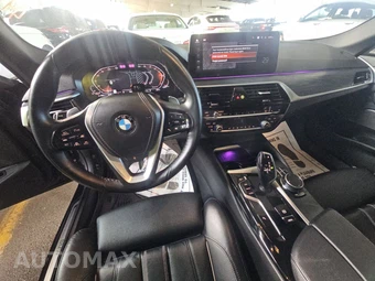 2023 BMW 5 Series Sedan 540i xDrive - miniatura 11