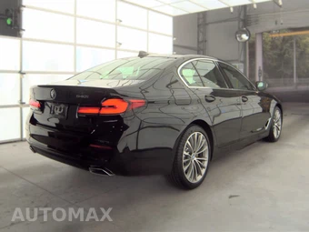 2023 BMW 5 Series Sedan 540i xDrive - miniatura 4