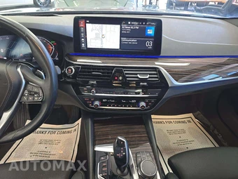 2023 BMW 5 Series Sedan 540i xDrive - miniatura 10