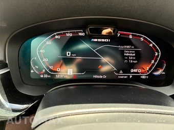 2023 BMW 5 Series Sedan M550i xDrive - miniatura 17