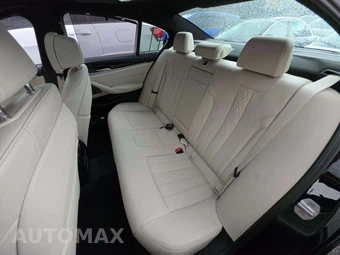 2023 BMW 5 Series Sedan M550i xDrive - miniatura 13