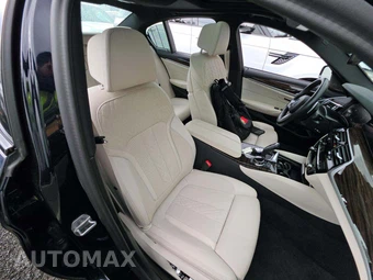2023 BMW 5 Series Sedan M550i xDrive - miniatura 18