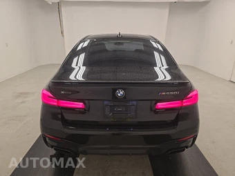 2023 BMW 5 Series Sedan M550i xDrive - miniatura 5