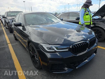 2023 BMW 5 Series Sedan M550i xDrive - miniatura 3
