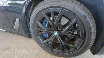 2023 BMW 5 Series Sedan M550i xDrive - miniatura 15