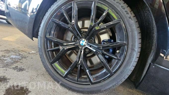 2023 BMW 5 Series Sedan M550i xDrive - miniatura 16
