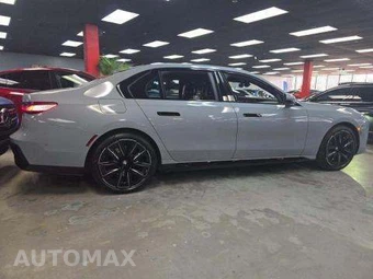 2023 BMW 7 Series Sedan 740i - miniatura 4