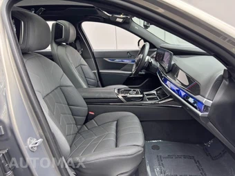 2023 BMW 7 Series Sedan 740i - miniatura 15