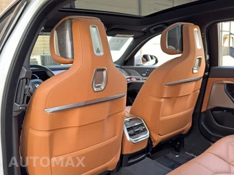 2023 BMW 7 Series Sedan 740i - miniatura 39