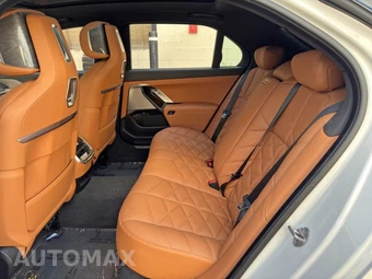 2023 BMW 7 Series Sedan 740i - miniatura 45
