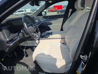 2023 BMW 7 Series Sedan 740i – miniatura 7