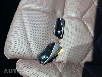 2023 BMW 7 Series Sedan 740i - miniatura 8