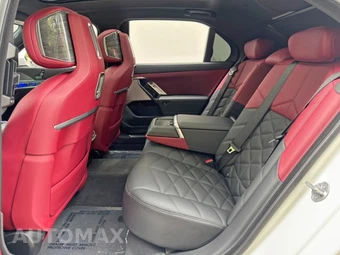 2023 BMW 7 Series Sedan 740i - miniatura 41