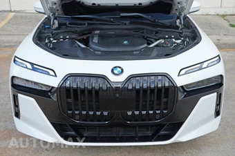 2023 BMW 7 Series Sedan 740i - miniatura 6