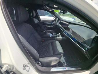 2023 BMW 7 Series Sedan 740i - miniatura 18