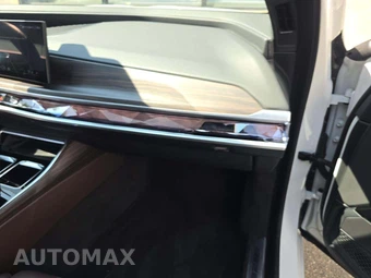 2023 BMW 7 Series Sedan 740i - miniatura 19