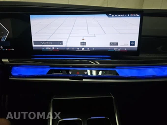 2023 BMW 7 Series Sedan 760i xDrive - miniatura 11