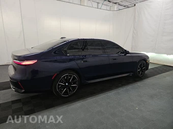 2023 BMW 7 Series Sedan 760i xDrive - miniatura 4