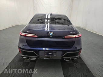 2023 BMW 7 Series Sedan 760i xDrive - miniatura 5