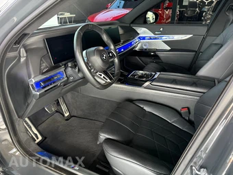 2023 BMW 7 Series Sedan 760i xDrive - miniatura 7