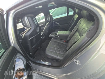 2023 BMW 7 Series Sedan 760i xDrive - miniatura 13