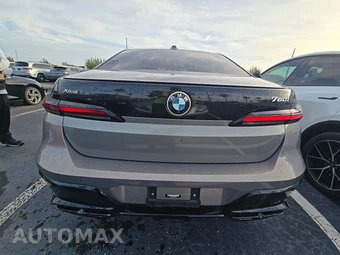 2023 BMW 7 Series Sedan 760i xDrive - miniatura 5