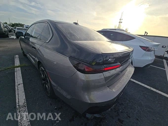 2023 BMW 7 Series Sedan 760i xDrive - miniatura 6