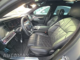 2023 BMW 7 Series Sedan 760i xDrive - miniatura 7