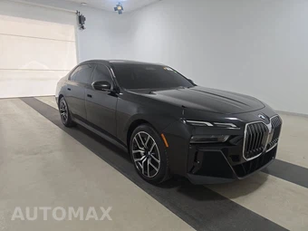 2023 BMW 7 Series Sedan 760i xDrive - miniatura 3