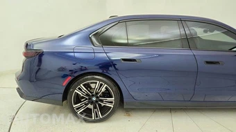2023 BMW 7 Series Sedan 760i xDrive – miniatura 12