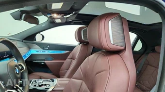 2023 BMW 7 Series Sedan 760i xDrive – miniatura 32