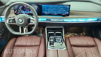 2023 BMW 7 Series Sedan 760i xDrive – miniatura 35