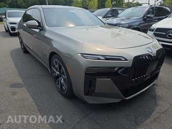 2023 BMW 7 Series Sedan 760i xDrive - miniatura 3