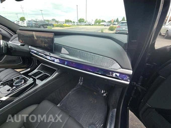 2023 BMW 7 Series Sedan 760i xDrive - miniatura 16