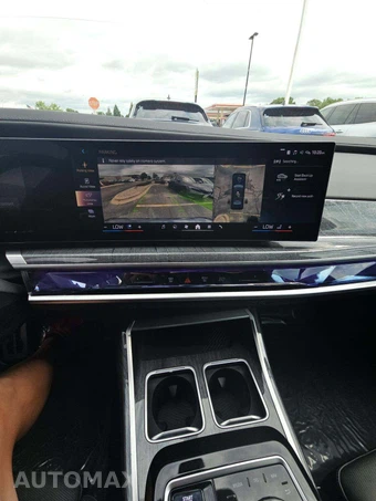 2023 BMW 7 Series Sedan 760i xDrive - miniatura 7