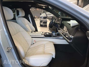 2023 BMW 7 Series Sedan 760i xDrive – miniatura 18