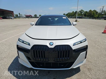 2023 BMW 7 Series Sedan 760i xDrive - miniatura 2