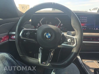 2023 BMW 7 Series Sedan 760i xDrive – miniatura 10