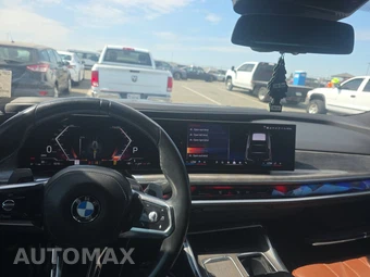 2023 BMW 7 Series Sedan 760i xDrive – miniatura 11