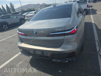 2023 BMW 7 Series Sedan 760i xDrive – miniatura 5